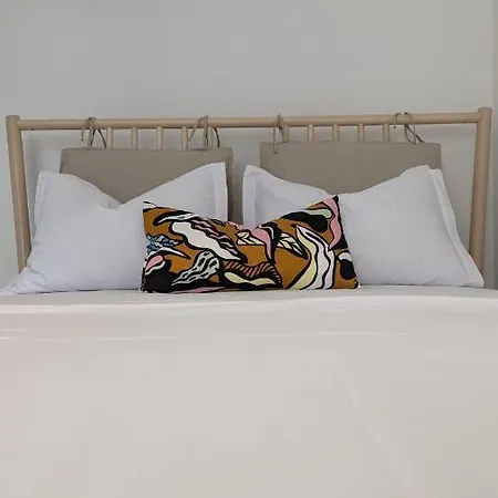 65 Duck House Sofía